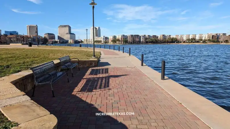 Scenic waterfront view of Lake Carolyn and the Mandalay Canals in Las Colinas Irving