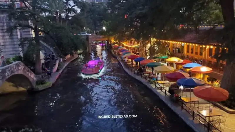 Go Rio electric passenger barge cruising on the San Antonio River Walk