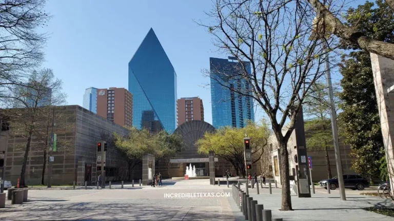 Dallas Arts District. Best Museums in Dallas TX.
