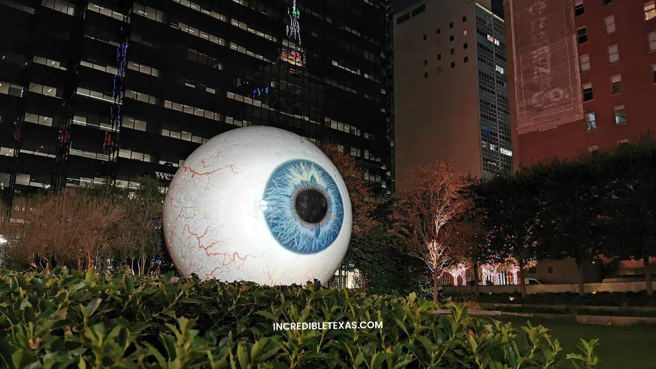 Giant Eyeball