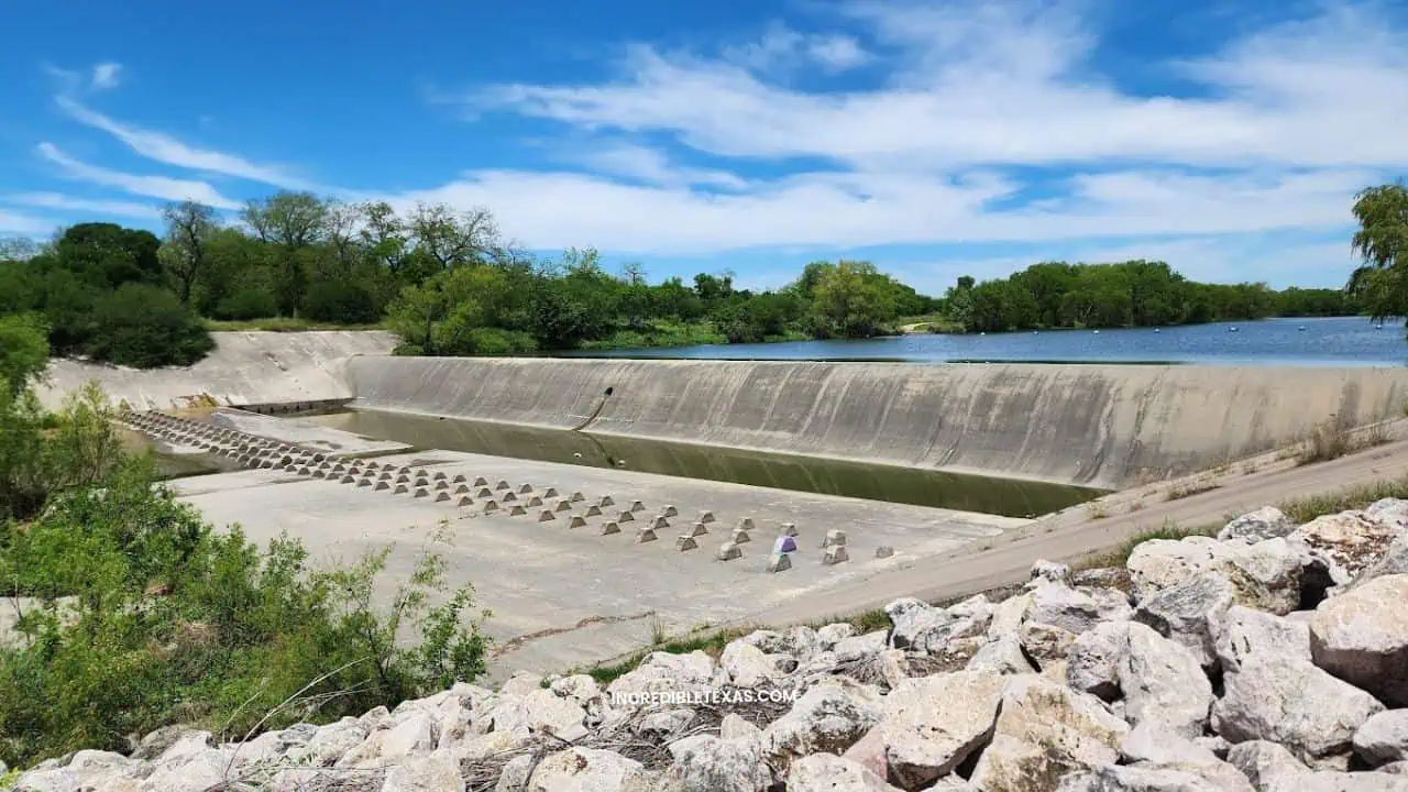 Acequia Park San Antonio