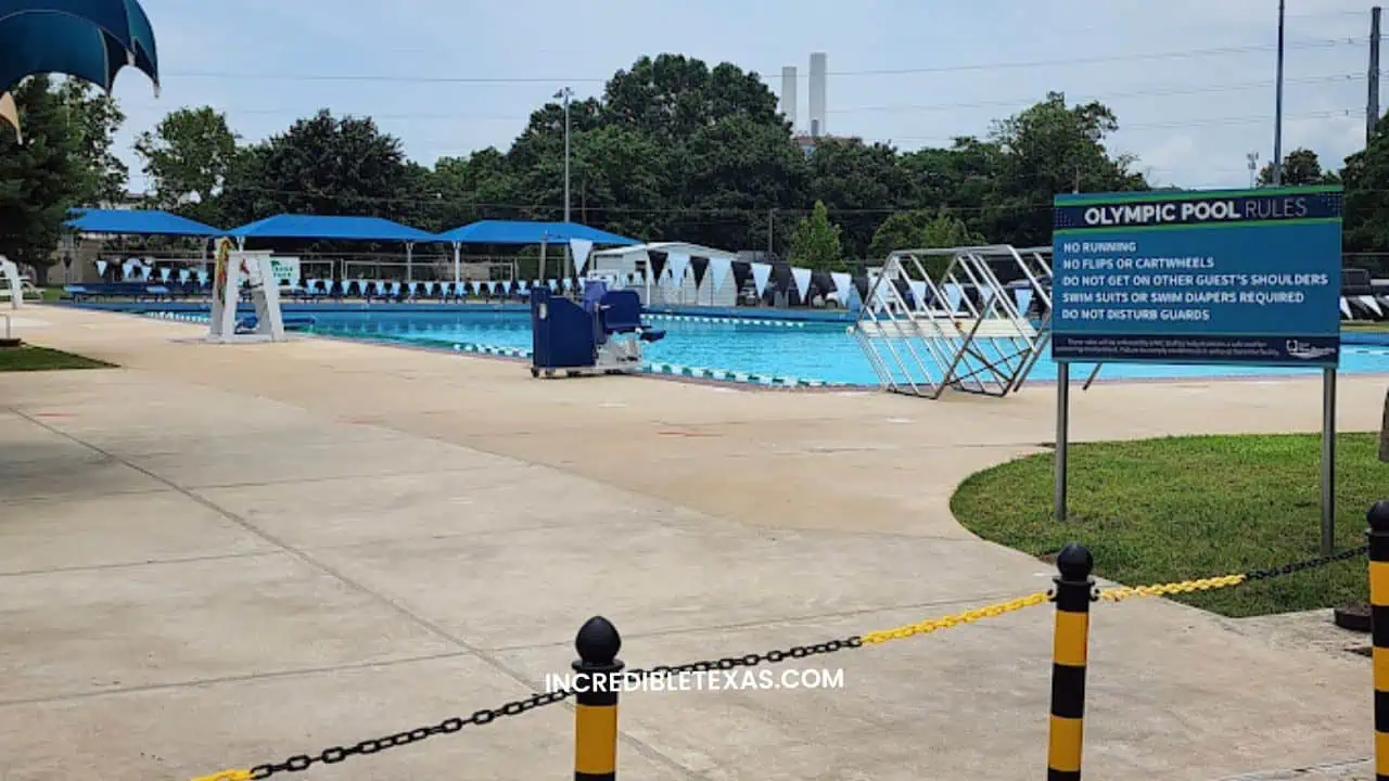 Landa Park Aquatic Complex