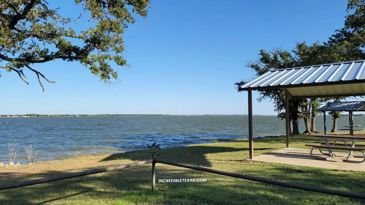 Oakland Park Lewisville Lake