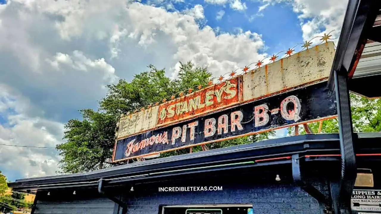 Stanley’s Famous Pit Bar-B-Q. Tyler TX