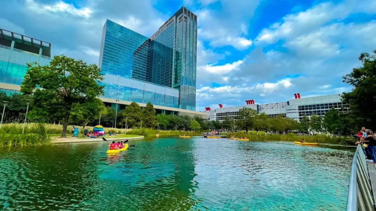 Discovery Green Park Houston TX
